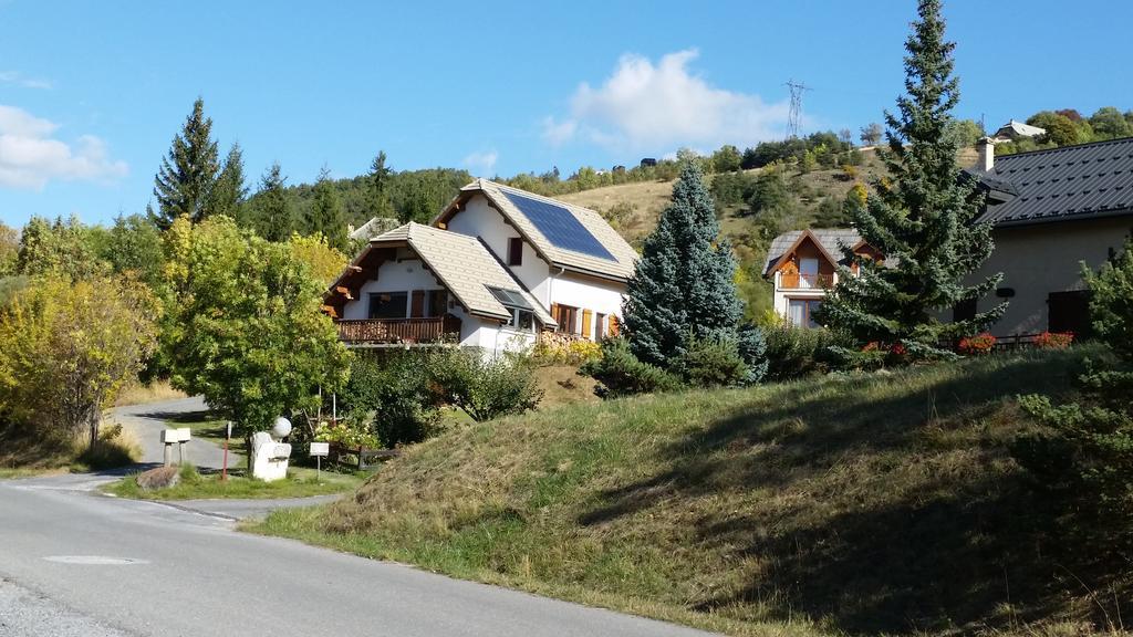Studio Barcelonnette Ubaye, Provence Enchastrayes Экстерьер фото