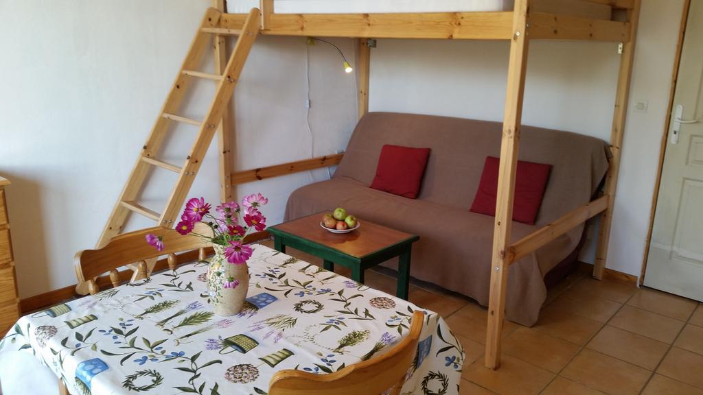 Studio Barcelonnette Ubaye, Provence Enchastrayes Экстерьер фото